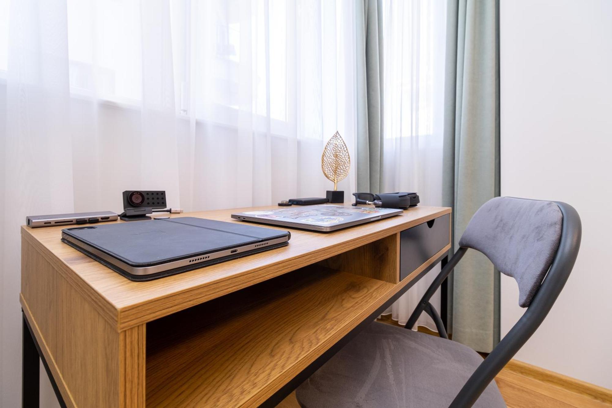 Modern & Elegant City Center Apartments Plovdiv Ngoại thất bức ảnh